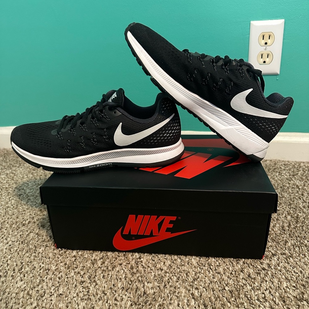 Nike Black and White Athletic Sneakers